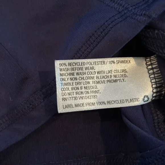 5/$20 Cat & Jack Baby Longsleeve Rashguard sz 12mo - Picture 3 of 3